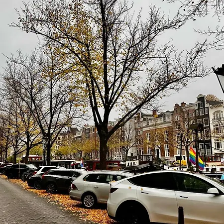 Canal * 암스테르담